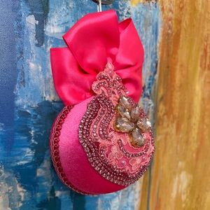 Pink, fuchsia, hot pink, Christmas ornament,luxury Christmas velvet balls,